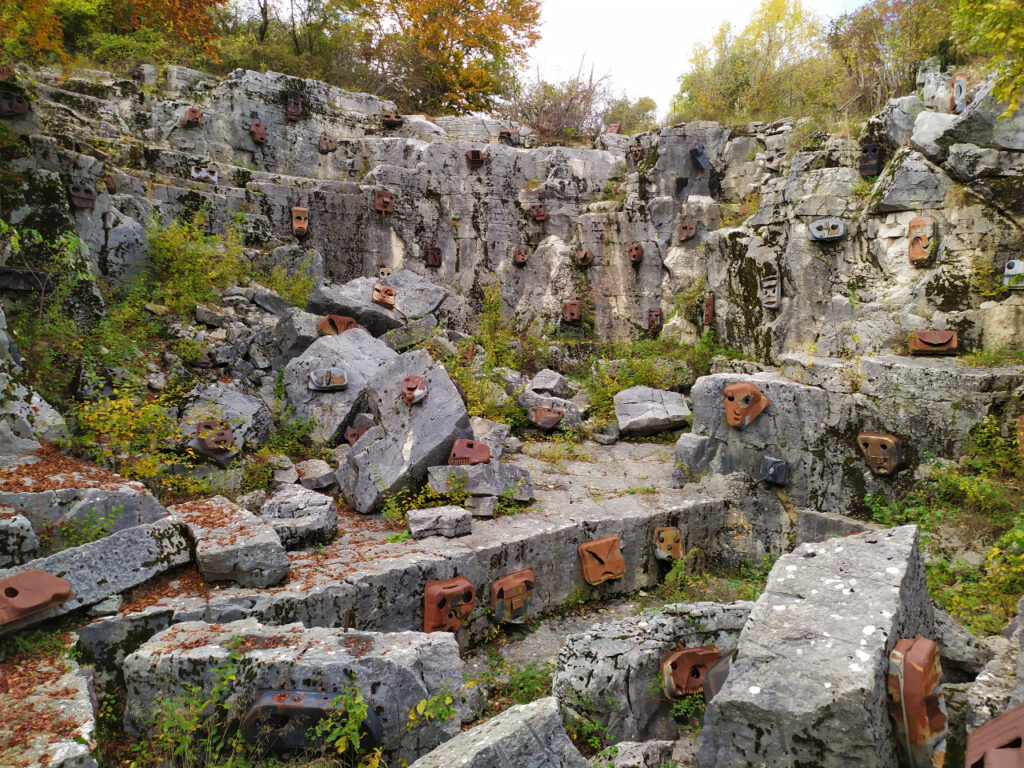 cava abitata cave di rubbio