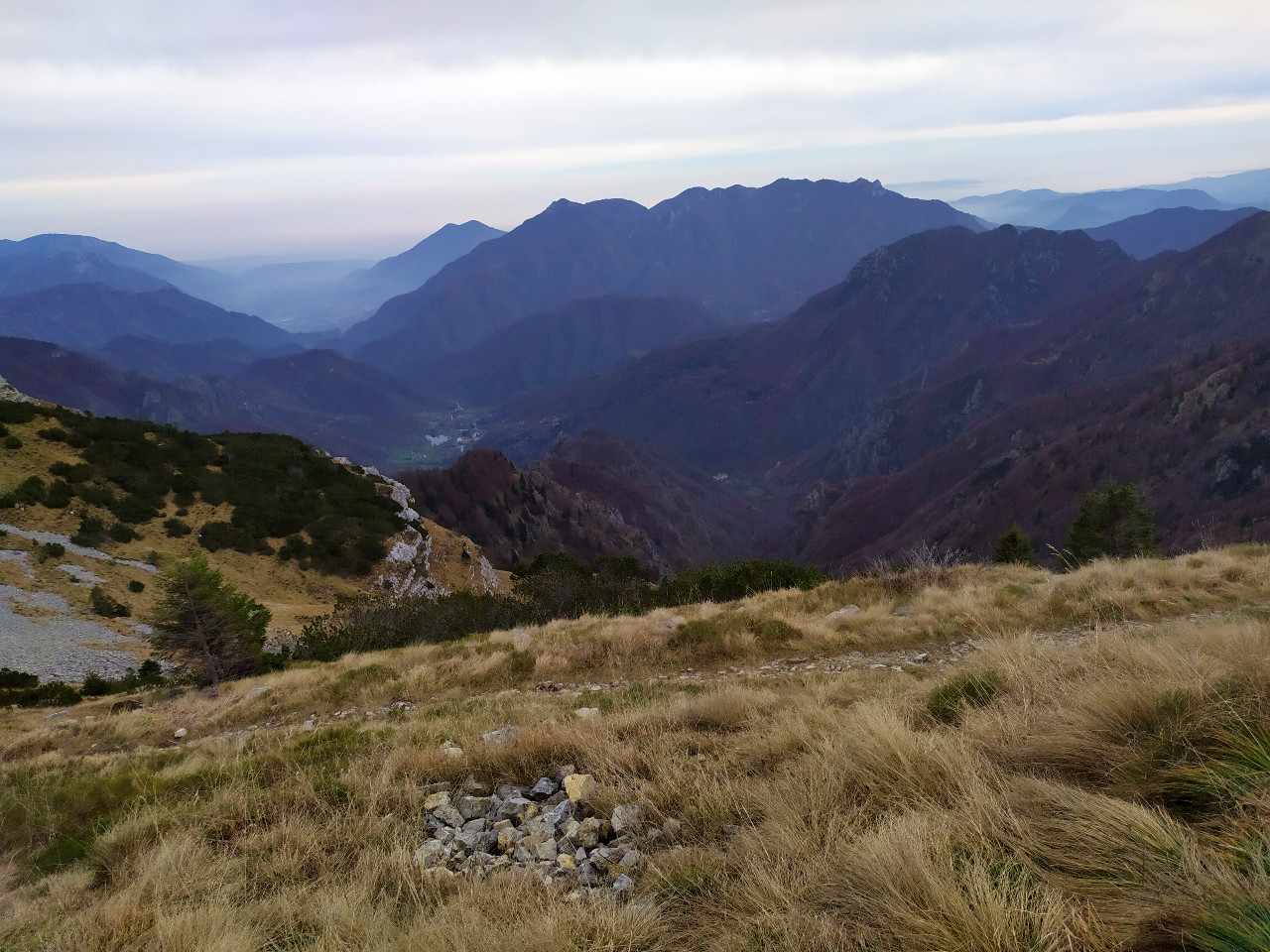 monte maggio passo coe alpe cimbra